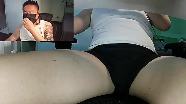 mrcake666 online show from May 20, 1:19 pm
