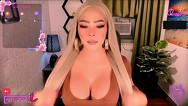 xJackieHugeSuckerx online show from June 15, 3:07 am