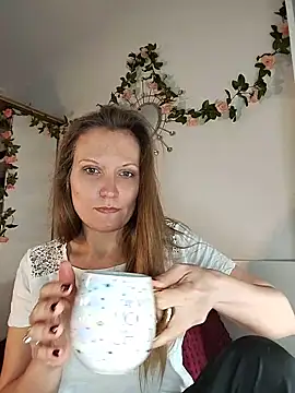 Candy Cougar online show from May 18, 6:51 am