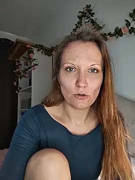 Candy Cougar online show from June 7, 7:02 am