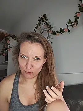 Candy Cougar online show from June 20, 7:02 am
