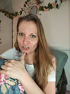 Candy Cougar online show from May 28, 9:38 am