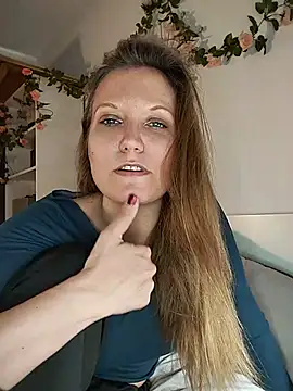 Candy Cougar online show from June 3, 6:58 am