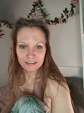 Candy Cougar online show from June 17, 6:57 am