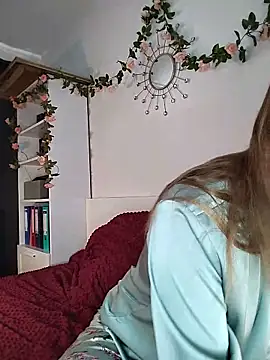 Candy Cougar online show from May 15, 6:55 am