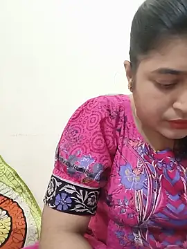 Snapshot of Joya-02 chatting on June 19, 5:52 pm Joya-02 online show from June 19, 5:52 pm