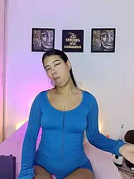 Raven stonee01 online show from June 20, 12:37 am