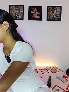 Raven stonee01 online show from June 5, 1:32 am