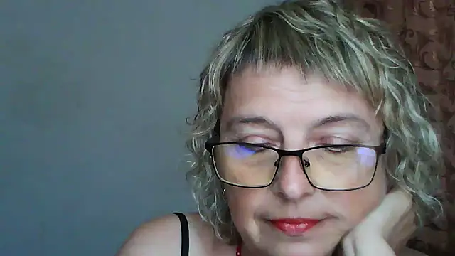 ElizabethGorden online show from June 22, 12:02 pm