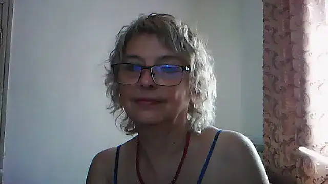 ElizabethGorden online show from July 13, 6:35 am