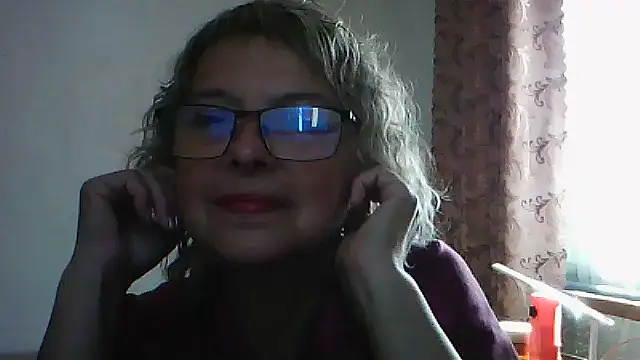 ElizabethGorden online show from July 9, 6:03 am