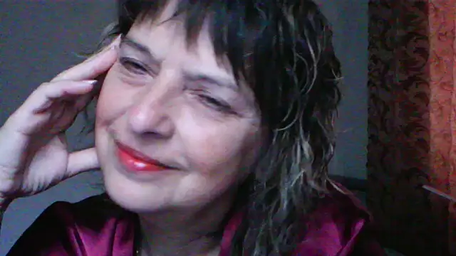 ElizabethGorden online show from May 9, 3:21 am