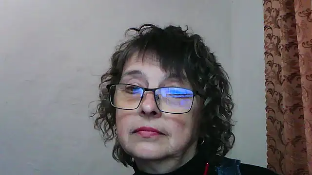 ElizabethGorden online show from June 3, 2:33 pm