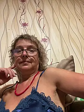 ElizabethGorden online show from August 7, 5:19 pm