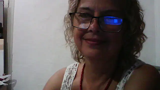 ElizabethGorden online show from July 18, 6:49 pm