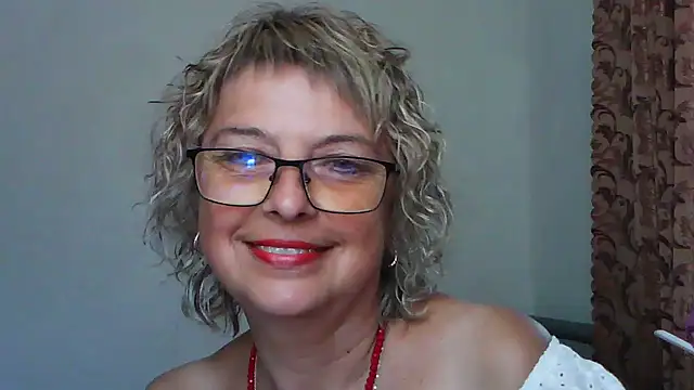 ElizabethGorden online show from July 2, 10:54 am