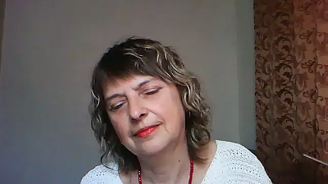 ElizabethGorden online show from May 6, 1:37 pm