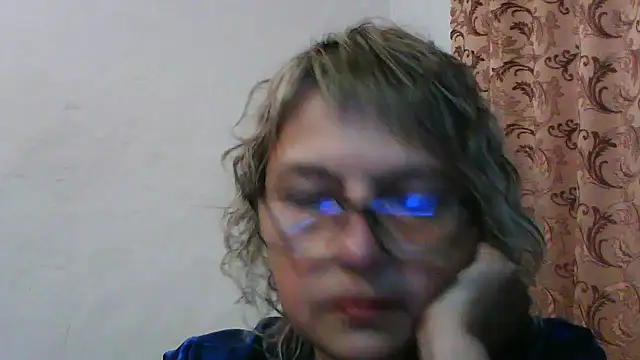 ElizabethGorden online show from August 1, 3:04 am