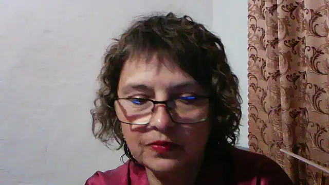 ElizabethGorden online show from June 11, 6:27 pm