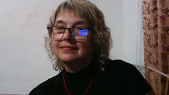 ElizabethGorden online show from July 29, 7:02 pm