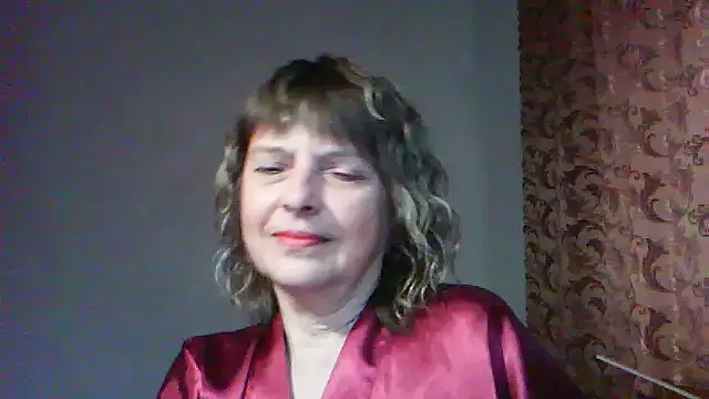 ElizabethGorden online show from May 13, 3:02 am