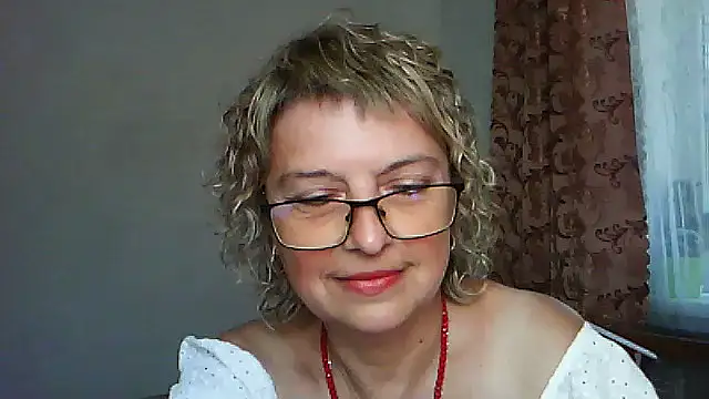 ElizabethGorden online show from June 26, 12:55 pm