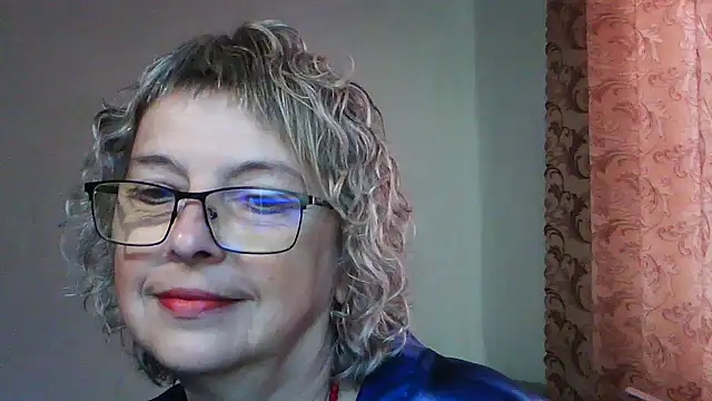 ElizabethGorden online show from June 14, 4:14 am