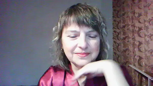 ElizabethGorden online show from May 18, 3:50 am