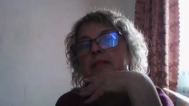 ElizabethGorden online show from July 11, 6:03 am