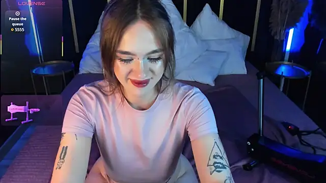 Sabrina Hamilton online show from June 13, 4:27 pm