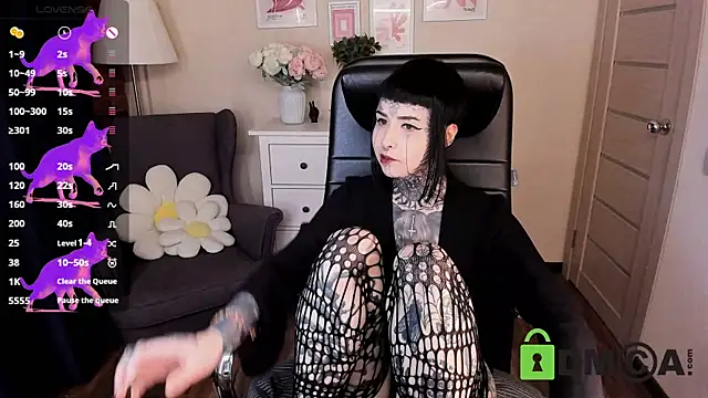Bloood  Mary online show from May 28, 11:27 am
