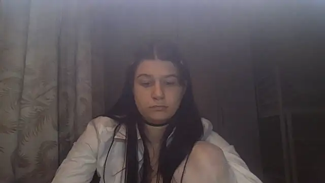 GrayceDeclet online show from June 16, 1:33 pm