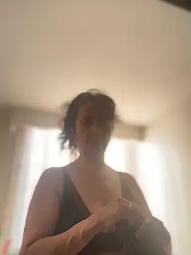 Soy Camila8 online show from May 9, 11:46 am