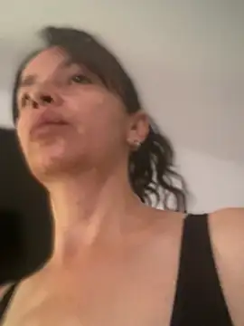 Soy Camila8 online show from May 15, 12:25 pm