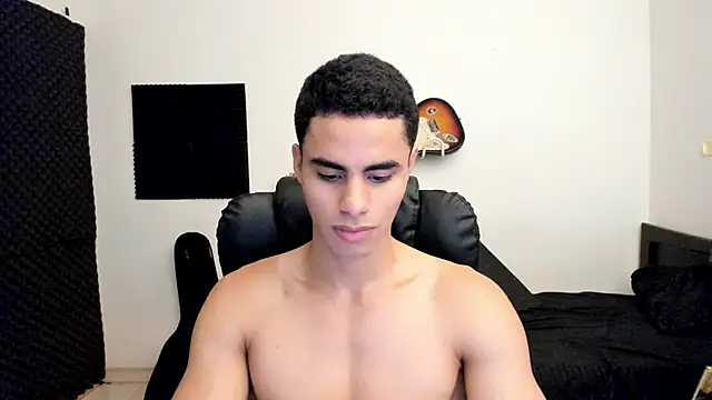 Snapshot of chicozen chatting on June 2, 2:06 pm chicozen online show from June 2, 2:06 pm