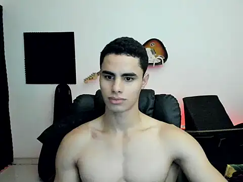 Snapshot of chicozen chatting on June 1, 1:33 pm chicozen online show from June 1, 1:33 pm