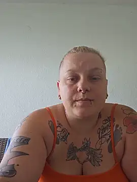 Lady Peggi online show from June 17, 7:19 am