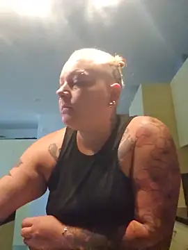 Lady Peggi online show from June 5, 6:52 am