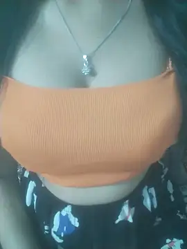 Snapshot of Rosy-Girll chatting on May 18, 4:12 pm Rosy-Girll online show from May 18, 4:12 pm