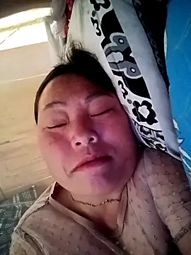 YeuAnhbigcock online show from May 5, 3:42 am