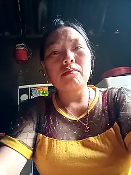 YeuAnhbigcock online show from May 8, 12:58 am