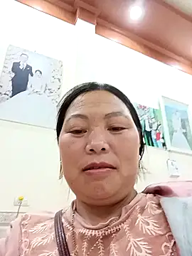 YeuAnhbigcock online show from May 4, 3:37 pm