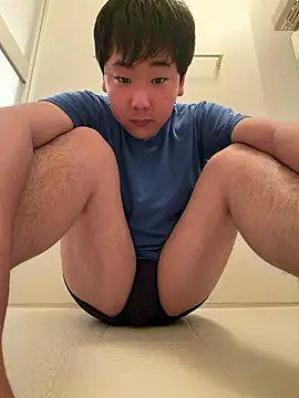 YuuYuu 010 online show from May 18, 9:08 pm