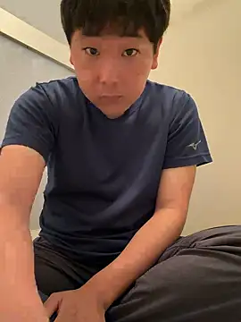 YuuYuu 010 online show from May 8, 11:52 pm
