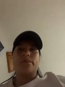 Xhelen 1 online show from May 20, 11:24 pm