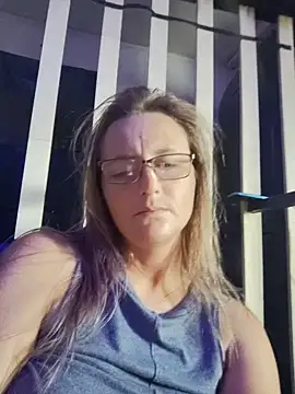 Queenle91 online show from May 31, 8:09 pm