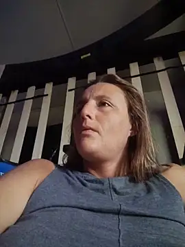 Queenle91 online show from May 31, 3:40 pm