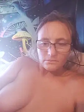 Queenle91 online show from May 18, 8:13 pm