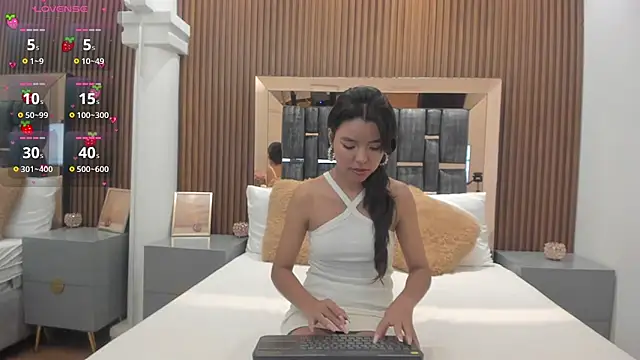 Snapshot of Dulce_Glamor_ chatting on July 23, 11:29 am Dulce Glamor online show from July 23, 11:29 am