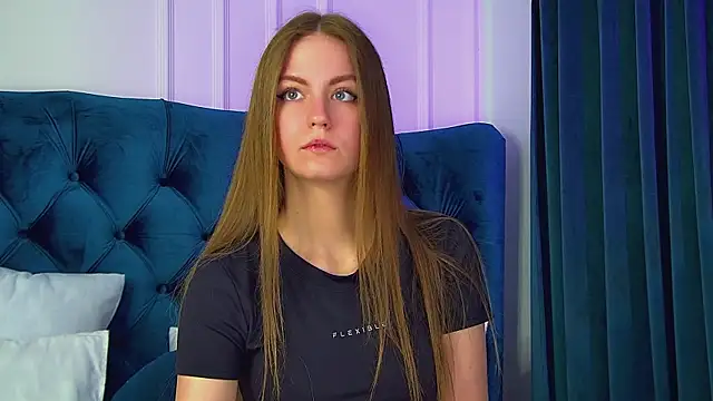 SofiaSarvains online show from July 16, 6:16 pm